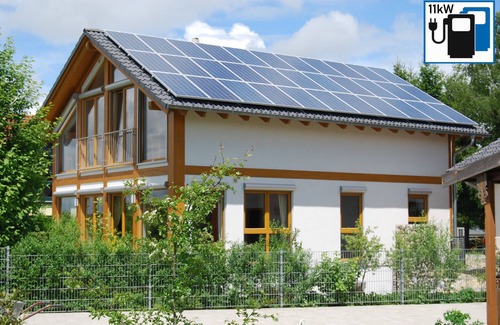 Munchen District Apartment | Munich Countryside XXL Apartment B - S-Bahn train - nearby brewery village Aying
