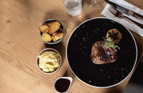 Alte Heide-Hirschau Hotel | Munich Marriott Hotel