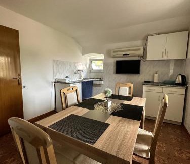 Kotor House | Muo 33 Apartments