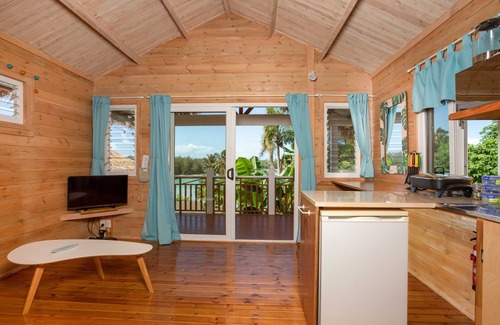 Bouvet Island Cottage | Muri Motu Outlook Cottage 1
