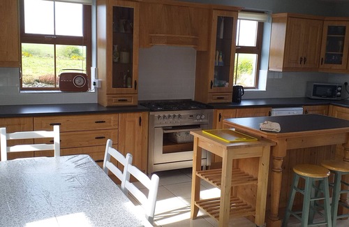 Ballyduff House | Murphys Irish Farmhouse group accomodation provided
