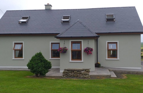 Ballyduff House | Murphys Irish Farmhouse group accomodation provided