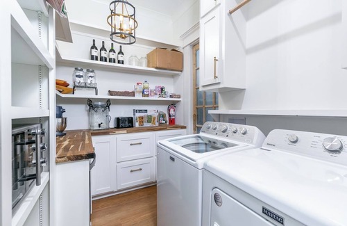 Lincoln Parish House | Must See>RUSTON LUXURIOUS, SPACIOUS RETREAT for Groups, Families, Events, 5 Bed