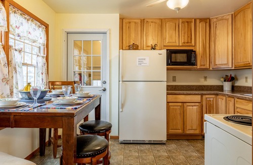 Cody House | Mustang Hideaway- your Western adventure base