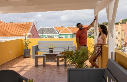 Colon Hotel | Mustique Suites Curacao