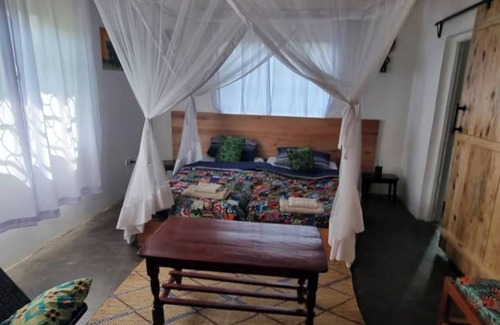 Western Region House | Mutolere Coffee Pot Guest Houses