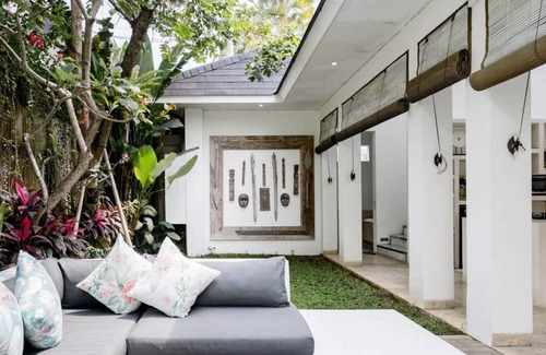 Berawa Villa | MVillasBali - Villa MEIMEI, Perfect for Family or Group, Center Canggu, Close to Beach