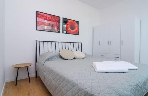 Studentski Grad Apartment | My Campus 1 bdrm, Romantic, Panorama view, Free parking, Self check-in