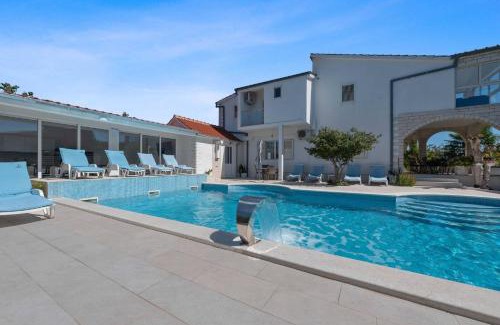 Neoric House | MY DALMATIA - Sport and Spa villa Neoric with private heated pool and tennis court