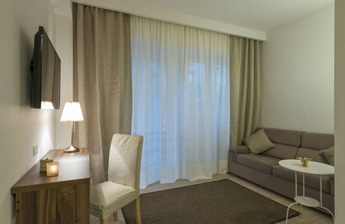 Universita Apartment | My Secret Home in Rome with Garden