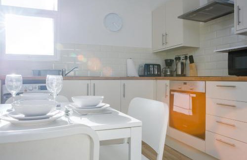 Pill Apartment | MyCityHaven - 3 bedroom Shirehampton flat near Avonmouth & M4