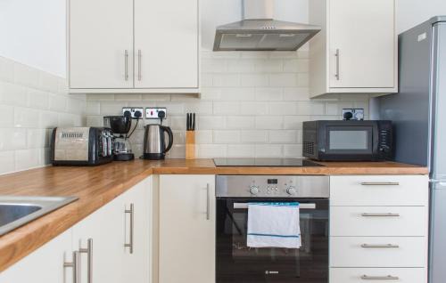 Pill Apartment | MyCityHaven - 3 bedroom Shirehampton flat near Avonmouth & M4