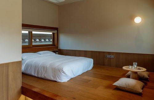 Namwon House | Myeongjigak