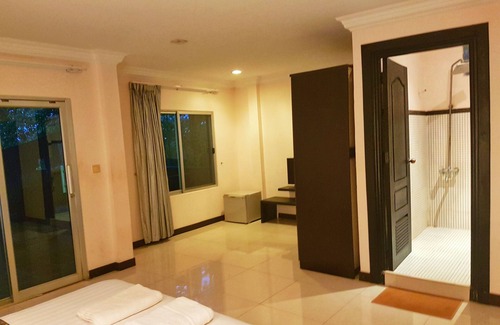 Pong Teuk Commune Hotel | Myhouse Resort