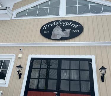 Ljung Apartment | Mysig lägenhet på landet.