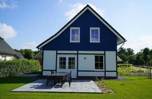 Susteren House | n/a