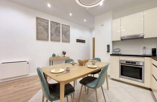 Quartier du Port Apartment | N&J - LE PIERLAS - Place Garibaldi - Very close Old Town