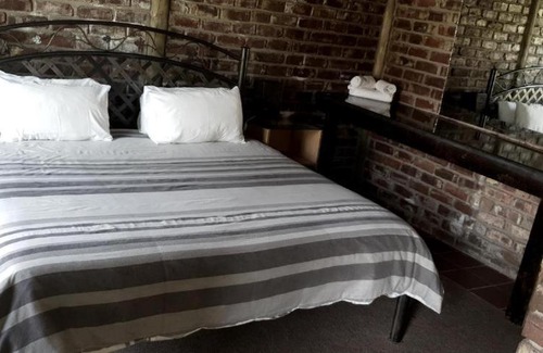 Hartswater Bed & Breakfast | N18 Chalets