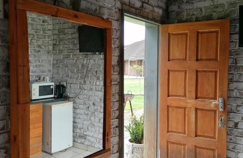 Hartswater Bed & Breakfast | N18 Chalets