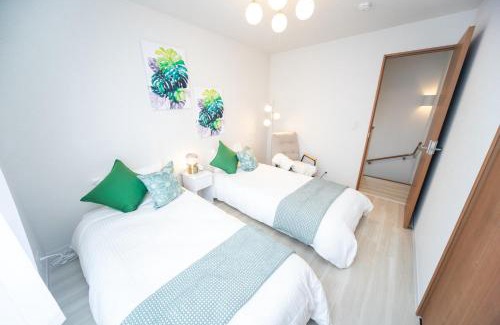 Kuwana Villa | Nagashima Riverside Resort 5