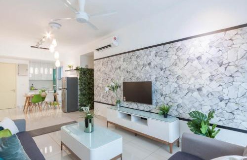Pelabuhan Klang Apartment | NaiBnB in Impiria Residensi