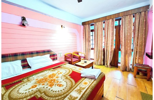 Mallital Hotel | Nainital Hotel R C Near mall Road