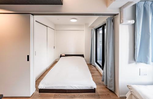 Namba Apartment | Namba River Side Garden Hotel 703