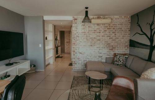 Windhoek Apartment | NAMIB Suite - Luxury Apartment near Grove Mall & Hospital Airbnb