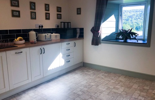 Glen Urquhart Cottage | NAN'S COTTAGE, family friendly, character holiday cottage in Beauly