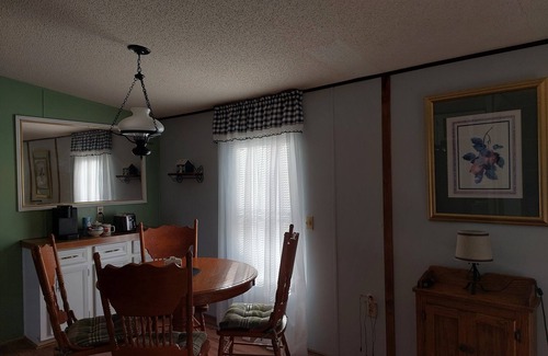 Pleasant Hill House | Nana's Place, 5 min. off I-77, Stone Mtn. State Pk, Cruise-ins