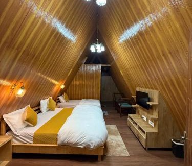 Auli Hotel | Nanda View Resort