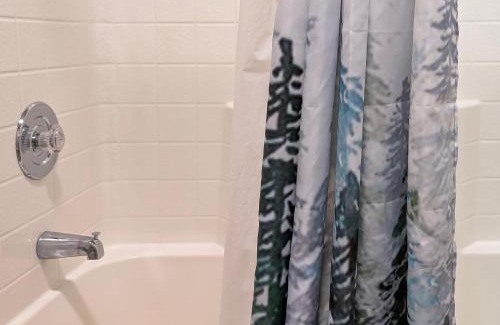 Packwood House | Nanook Haus