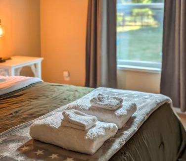 Packwood House | Nanook Haus