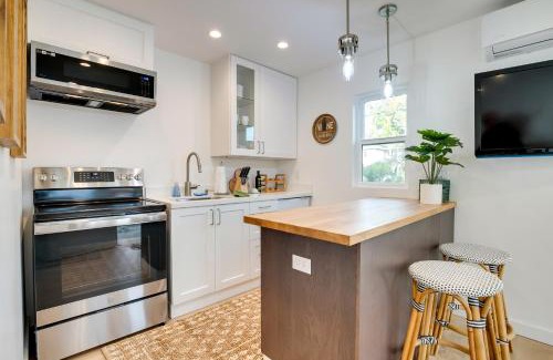 Napa Apartment | Napa Studio with Shared Hot Tub Close to Wineries!