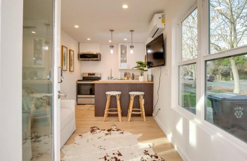 Napa Apartment | Napa Studio with Shared Hot Tub Close to Wineries!