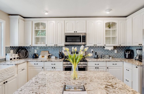 American Canyon House | Napa Valley Gem๐๐40 min to SF๐ถ KING BED & big yard!