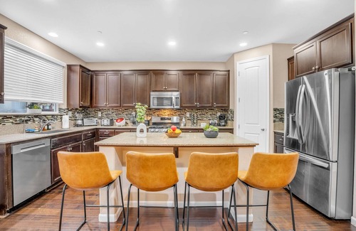 Fairfield House | Napa Wine Country Hot Tub/Arcade/Pool Table Fun 5B