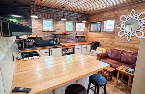Okanagan-Similkameen Condo | Naramata Forest Retreat with Trail Access