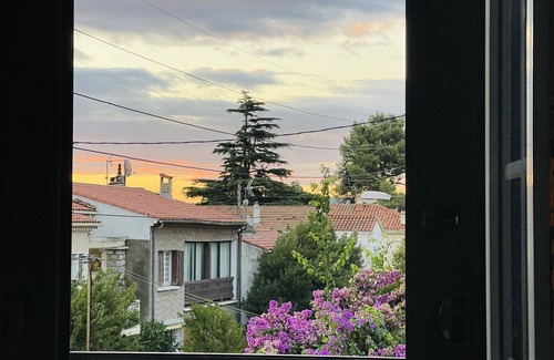 Convention House | Narbonne central with saltwater pool and family friendly, location!