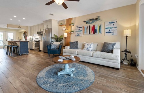 Navarre Beach House | Narvana-Gulf View Home Across from Beach. Pup Friendly