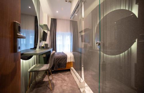 Kosancicev Venac Hotel | Natali luxury suites- mini rooms