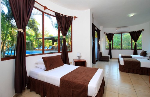 Bellavista Hotel | Natura Gardens Galápagos Hotel