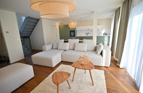 Milly-la-Foret Villa | Natural Design Lodge Villa Nomade groupe avec jacuzzi centre de Milly la Forêt !