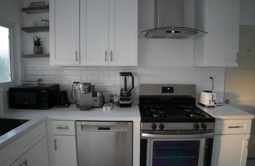 Shadow Hills House | Nature 3-bedroom house with a pool in Los Angeles