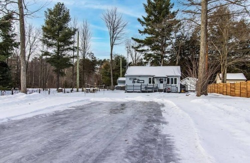 Notre-Dame-de-Lourdes Ski Chalet | Nature Escape & Comfort - Chalet Le Mignon