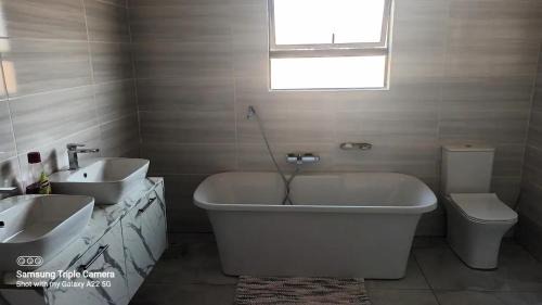 Bojanala House | Nature Home Near Sun City