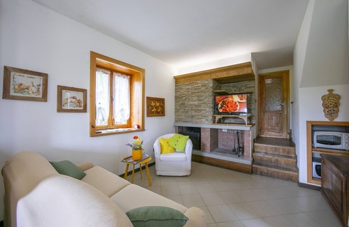 Caprezzo House | Nature’s embrace chalet, Caprezzo, Italy