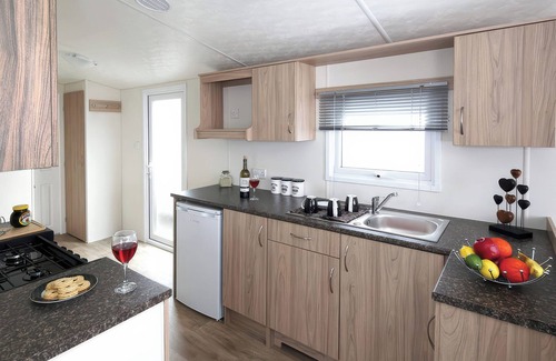 Great Houghton Cottage | NATURE'S NOOK - BILLING AQUADROME in Billing Aquadrome Holiday Park