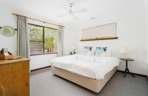 Eagle Bay House | Nature's Retreat Eagle Bay