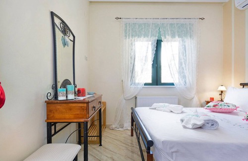 Malaxa Villa | Nature Treasure Villa